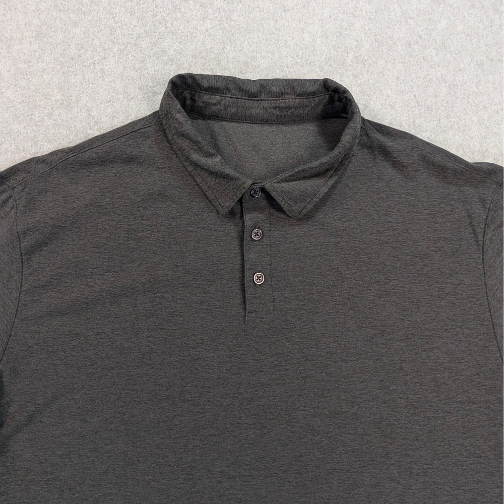 Vuori Strato Tech Polo Mens XL Charcoal Heather Gray V188 Short Sleeve Shirt